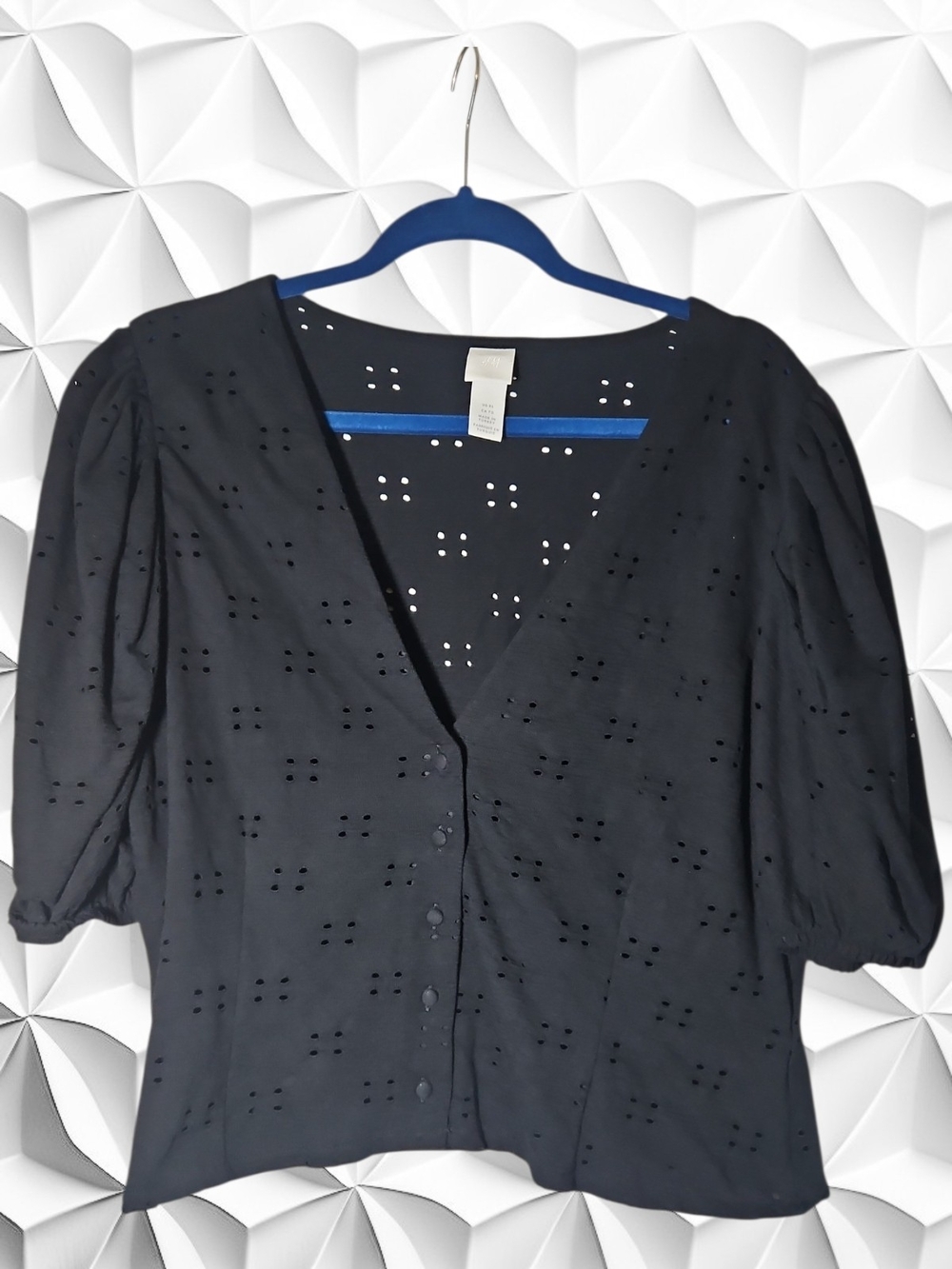 H&M Black Eyelet Puff Sleeve Blouse Button Front V-Neck Ribbed Top XL